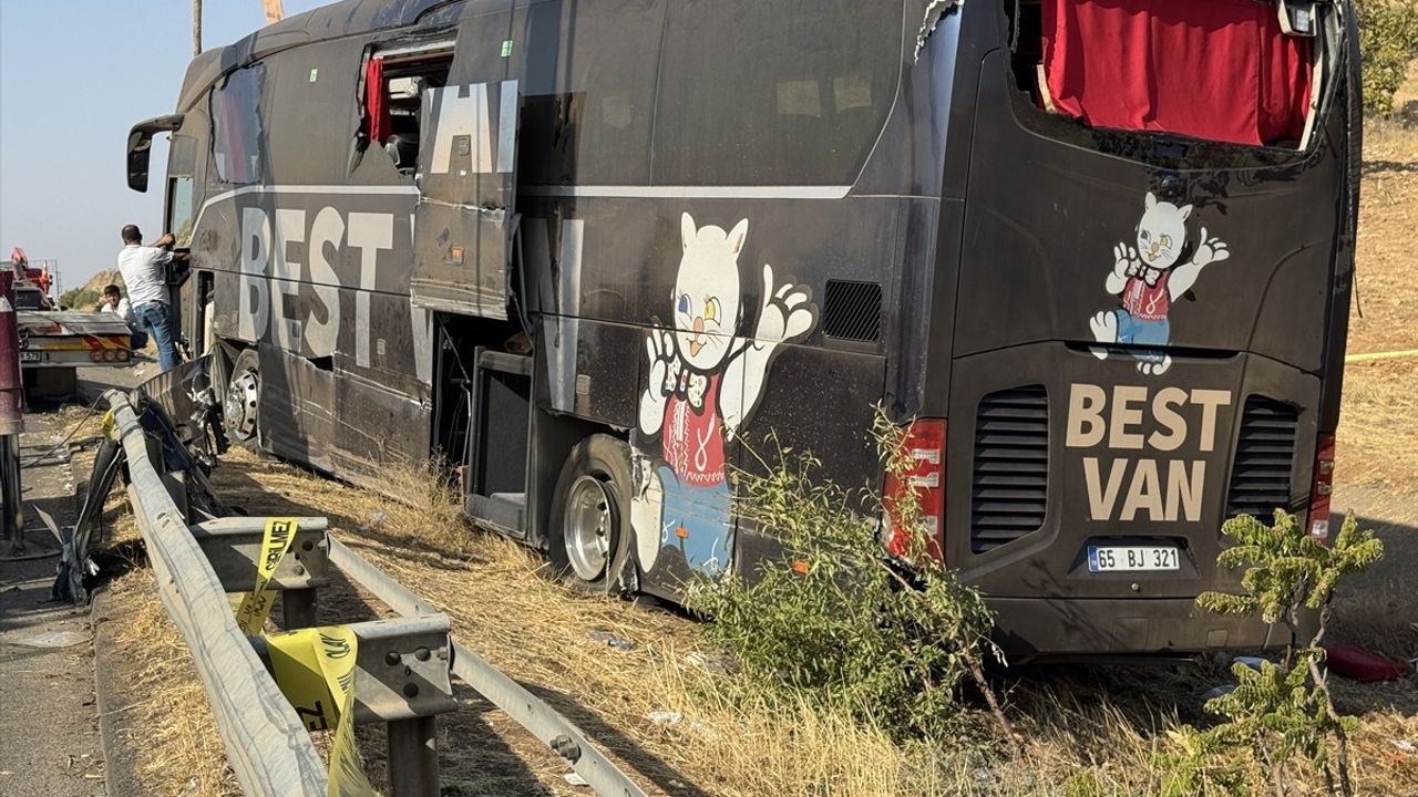 Şanlıurfa'da Otobüs Kazası: 27 Yaralı