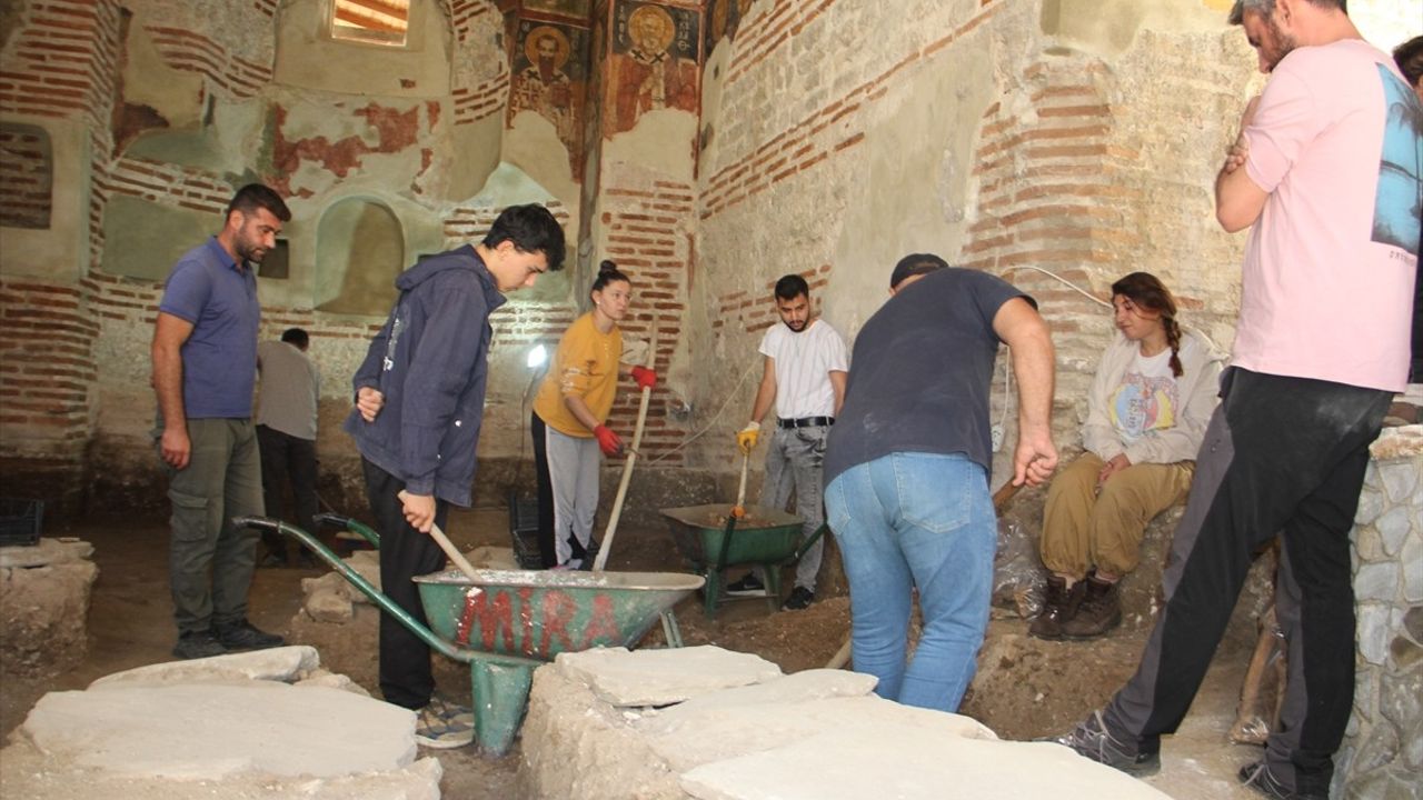 Sinop'ta 700 Yıllık Tarihi Kilise Restorasyonu