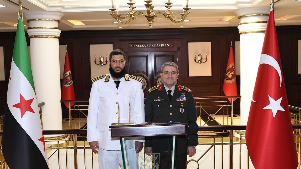 Suriye Deniz Kuvvetleri Komutanı Türkiye'yi Ziyaret Etti