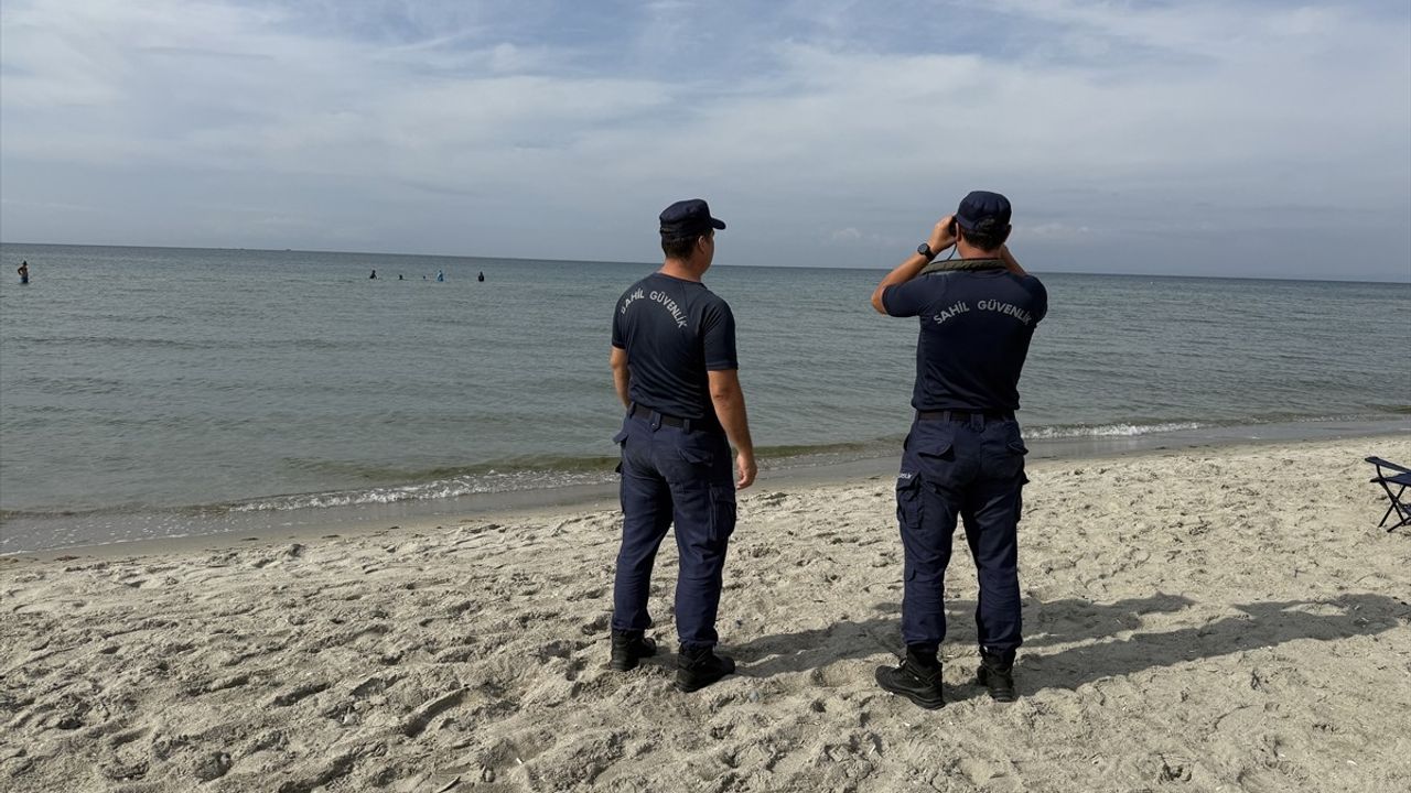 Tekirdağ'da Denizde Kaybolan Kadın için Arama Çalışmaları Devam Ediyor