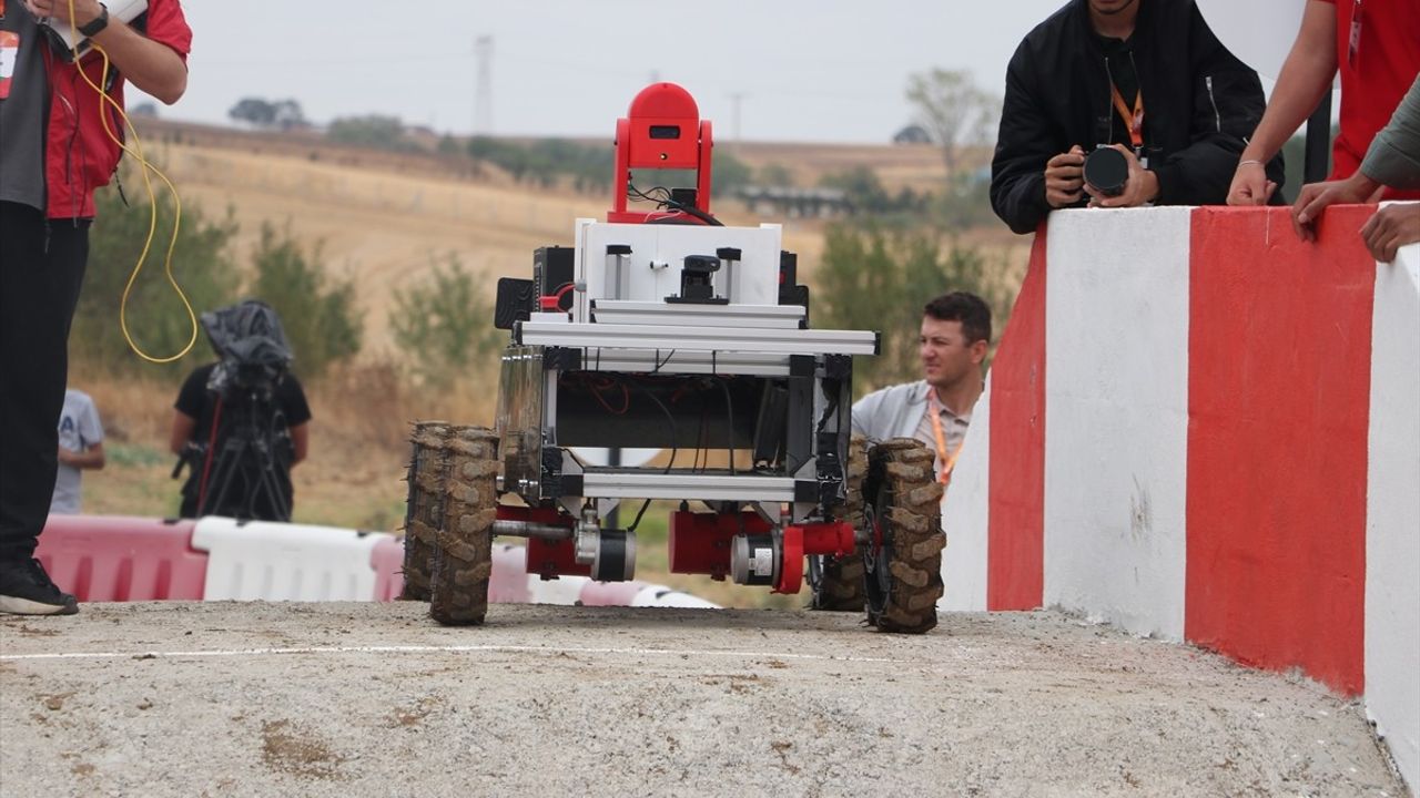 Tekirdağ'da TEKNOFEST İnsansız Kara Aracı Yarışması Tamamlandı