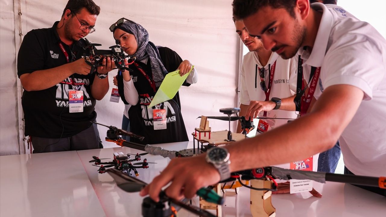 TEKNOFEST Savaşan İHA Yarışması Çanakkale'de Devam Ediyor