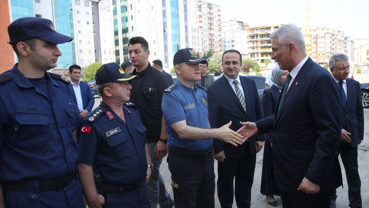 Ticaret Bakanı Ömer Bolat Rize'de Ziyaretlerde Bulundu