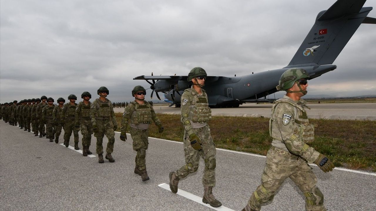 Türk İhtiyat Taburunun Kosova'ya İntikali Tamamlandı