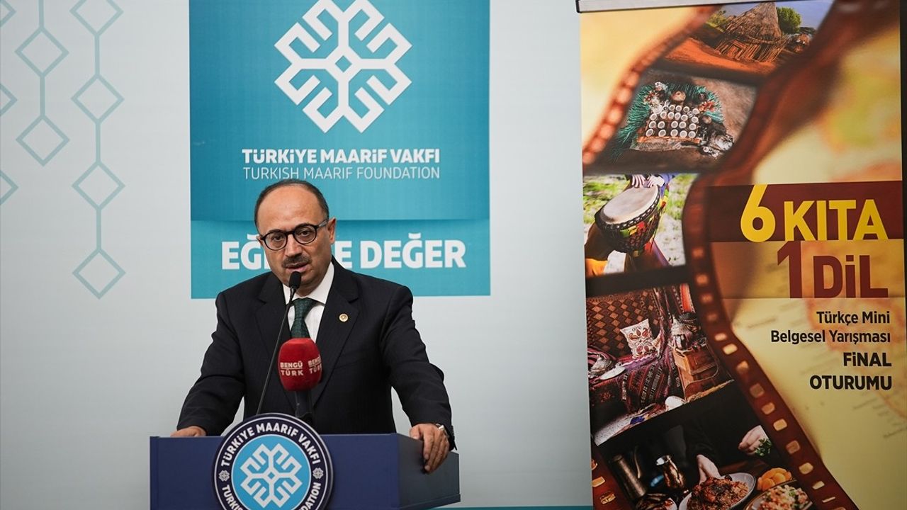 Türkiye Maarif Vakfı'nın '6 Kıta 1 Dil' Projesinin Final Programı Tamamlandı