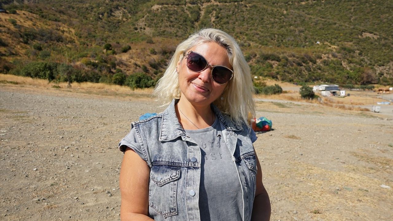 Uçmakdere'de Hafta Sonu Yamaç Paraşütü Deneyimi