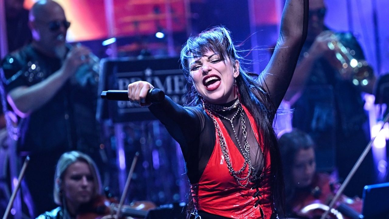 Ukraynalı Müzik Grubu Prime Orchestra Adana'da Konser Verdi