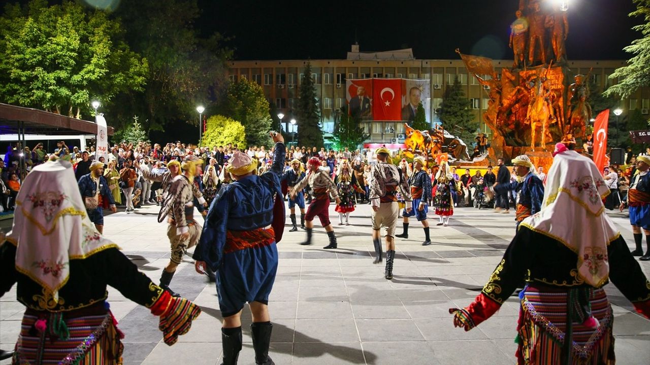 Uşak'ın Kurtuluşunun 103. Yılı Coşkuyla Kutlandı