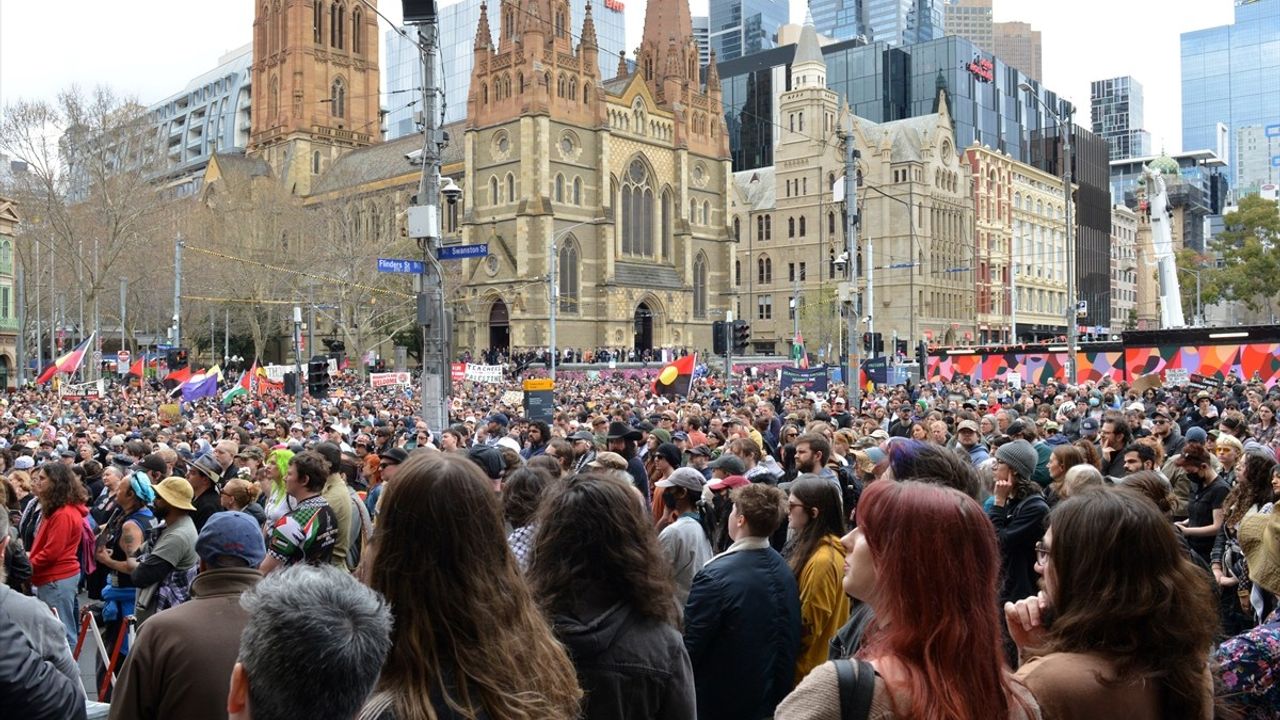 Yeni Zelanda ve Avustralya'da Filistin'e Destek Gösterileri