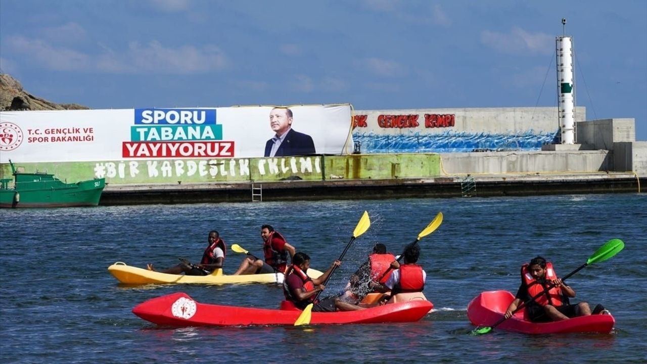YTB'nin Gençlik Kampında 58 Ülkeden Gençler Buluştu