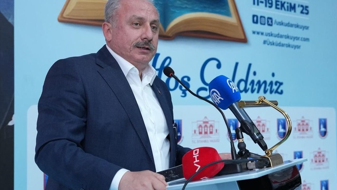 1. Üsküdar Kaymakamlığı Kitap Fuarı'nın Açılışı Gerçekleşti