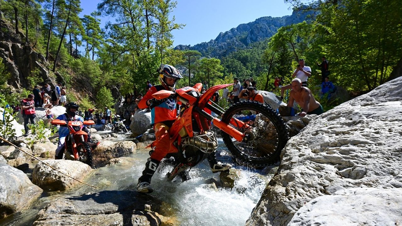 16. Sea To Sky Enduro Motosiklet Yarışı'nda Manuel Lettenbichler Kazandı