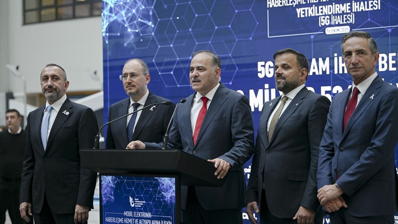 5G İhalesi ile Dijital Dönüşüm, Ulaştırma ve Altyapı Bakan Yardımcısı Sayan Açıklamalarda Bulundu
