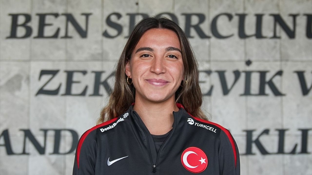 A Milli Kadın Futbol Takımı, UEFA Uluslar B Ligi'nde Kalmak İçin Mücadele Ediyor