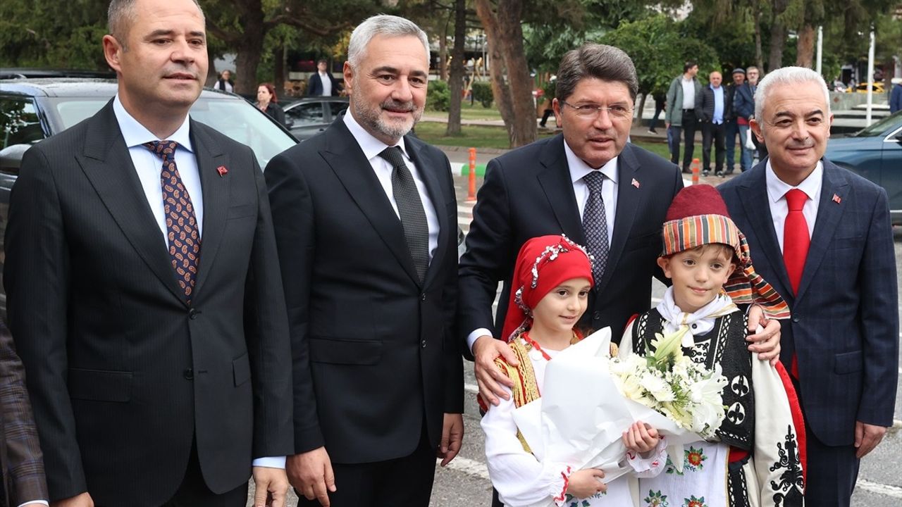 Adalet Bakanı Yılmaz Tunç Kırklareli'nde Temaslarda Bulundu