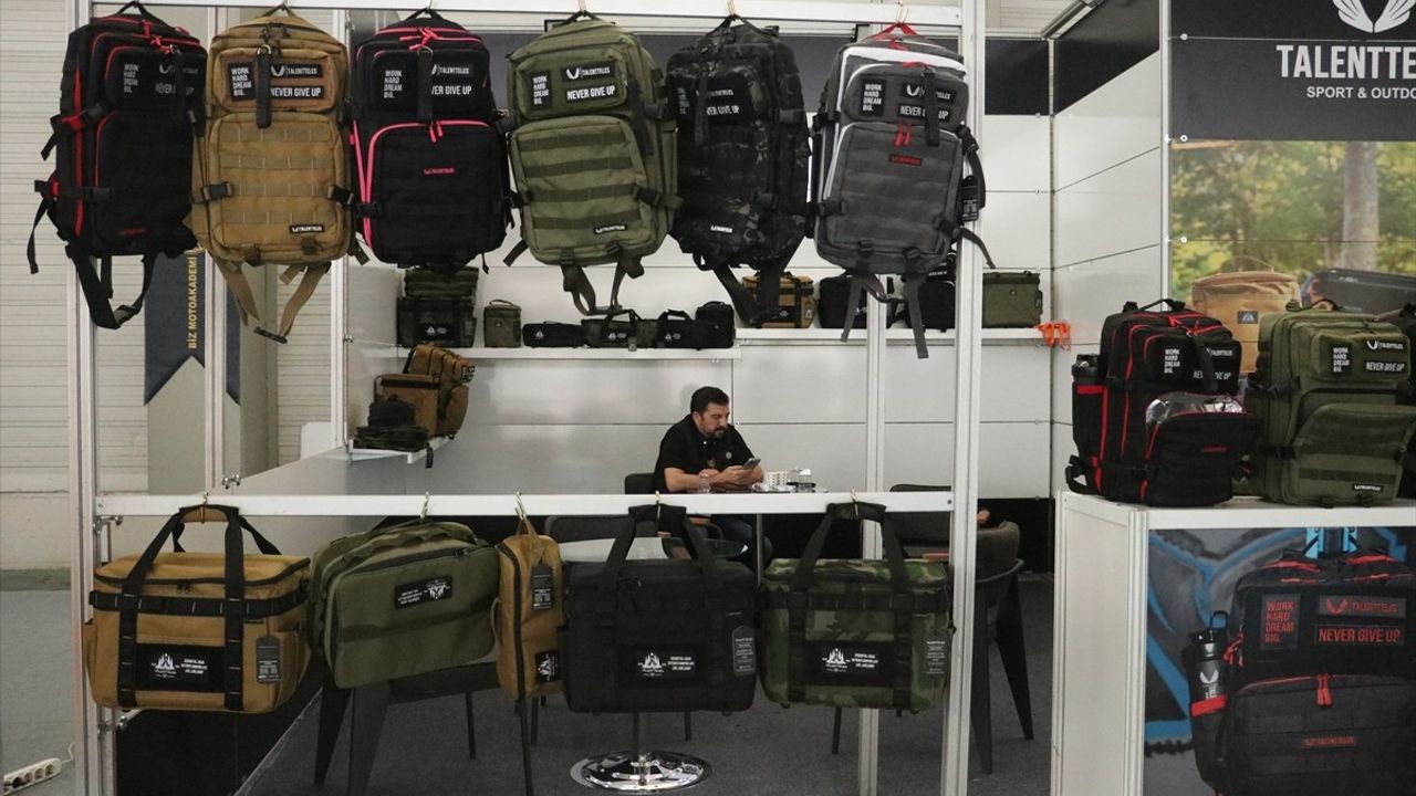 Adana'da 2. Kamp, Karavan ve Tiny House Fuarı Açıldı