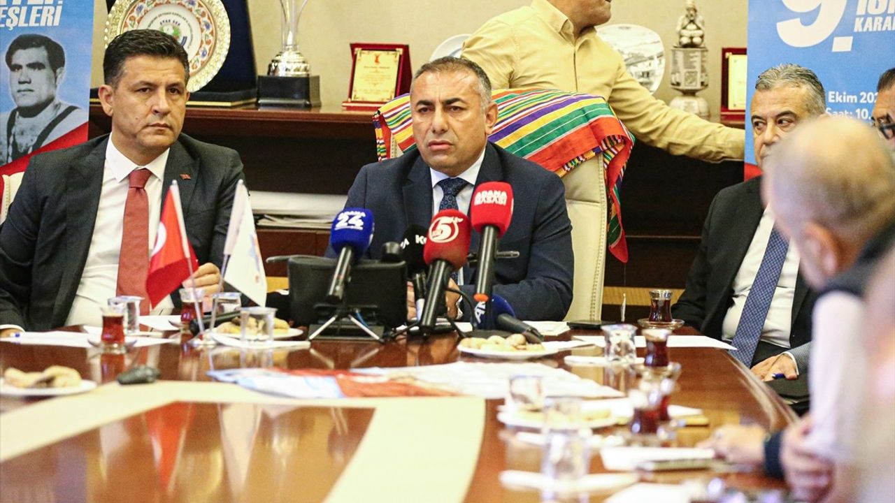 Adana'da 9. Geleneksel İsmet Atlı Karakucak Güreşleri