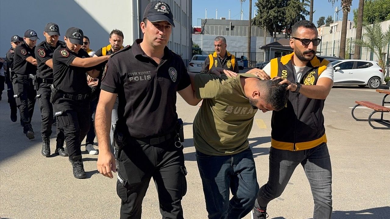 Adana'da Kurşunlama Olayına İlişkin 6 Şüpheli Tutuklandı
