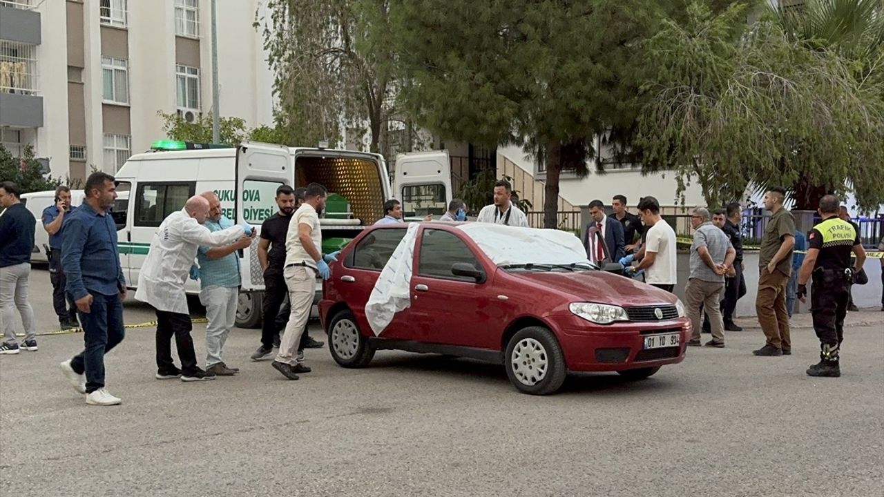 Adana'da Otomobilde Bir Kişi Ölü Bulundu