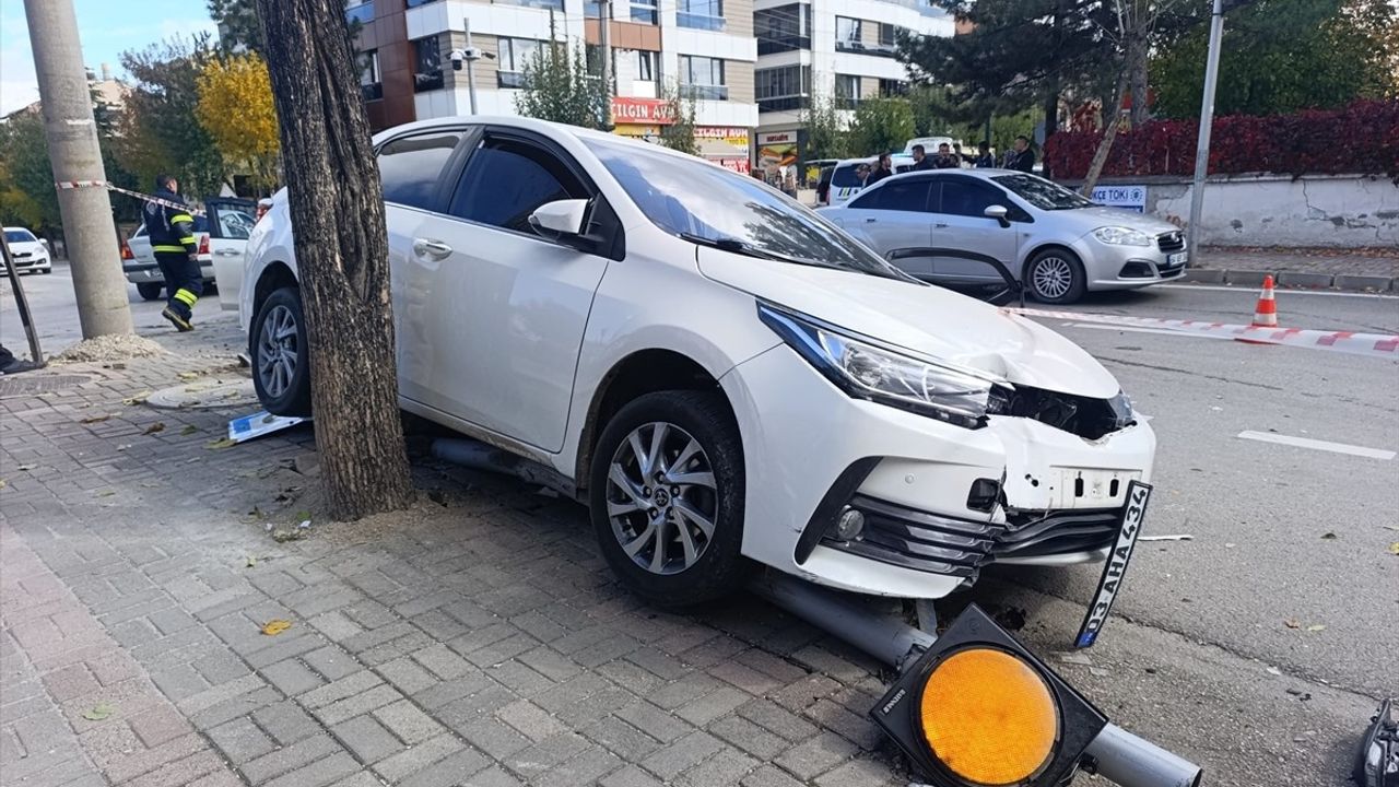 Afyonkarahisar'da Trafik Kazası: 7 Yaralı
