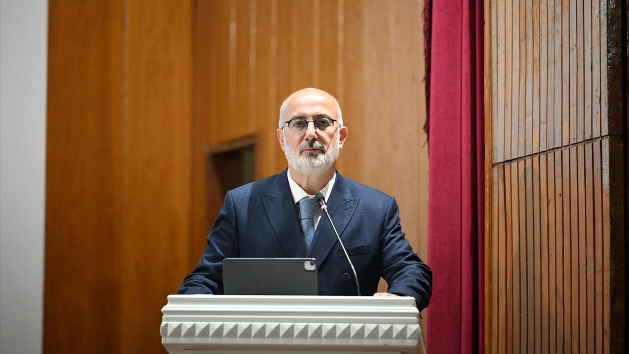 Aile ve Cami: Modern Dünyada Sığınak Olma Rolü