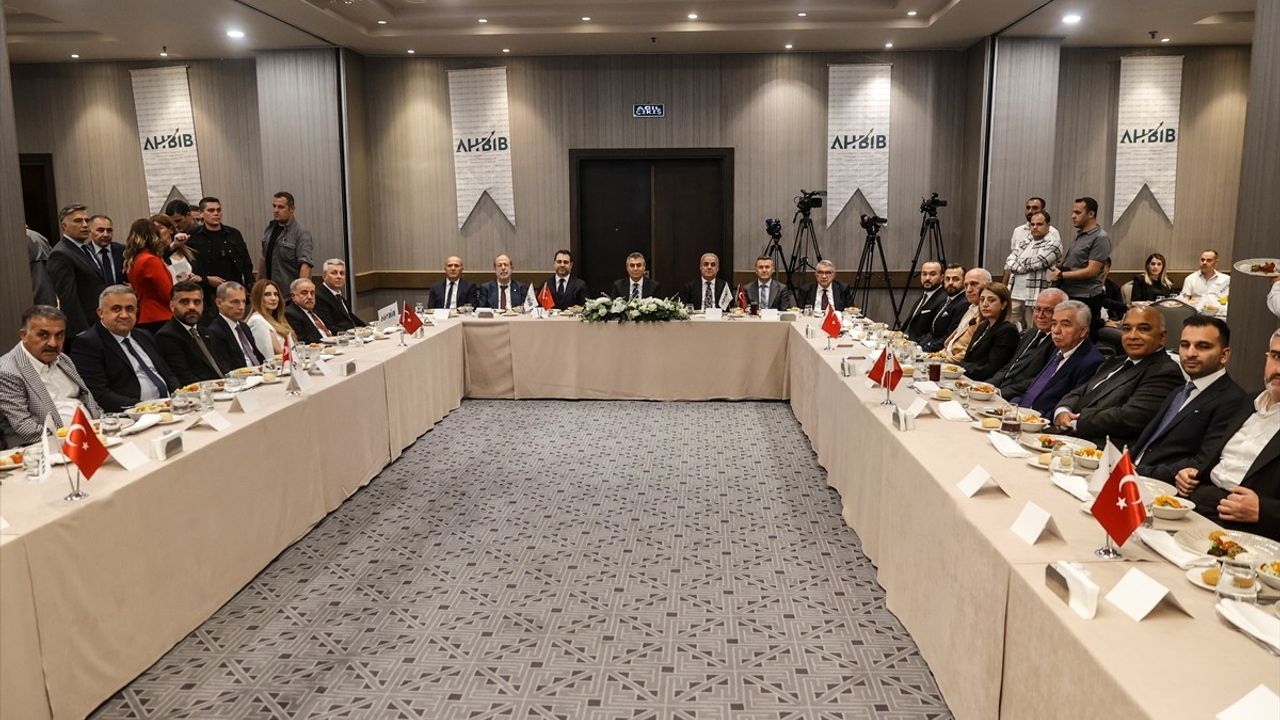 Akdeniz'de İhracat Başarıları Kutlandı