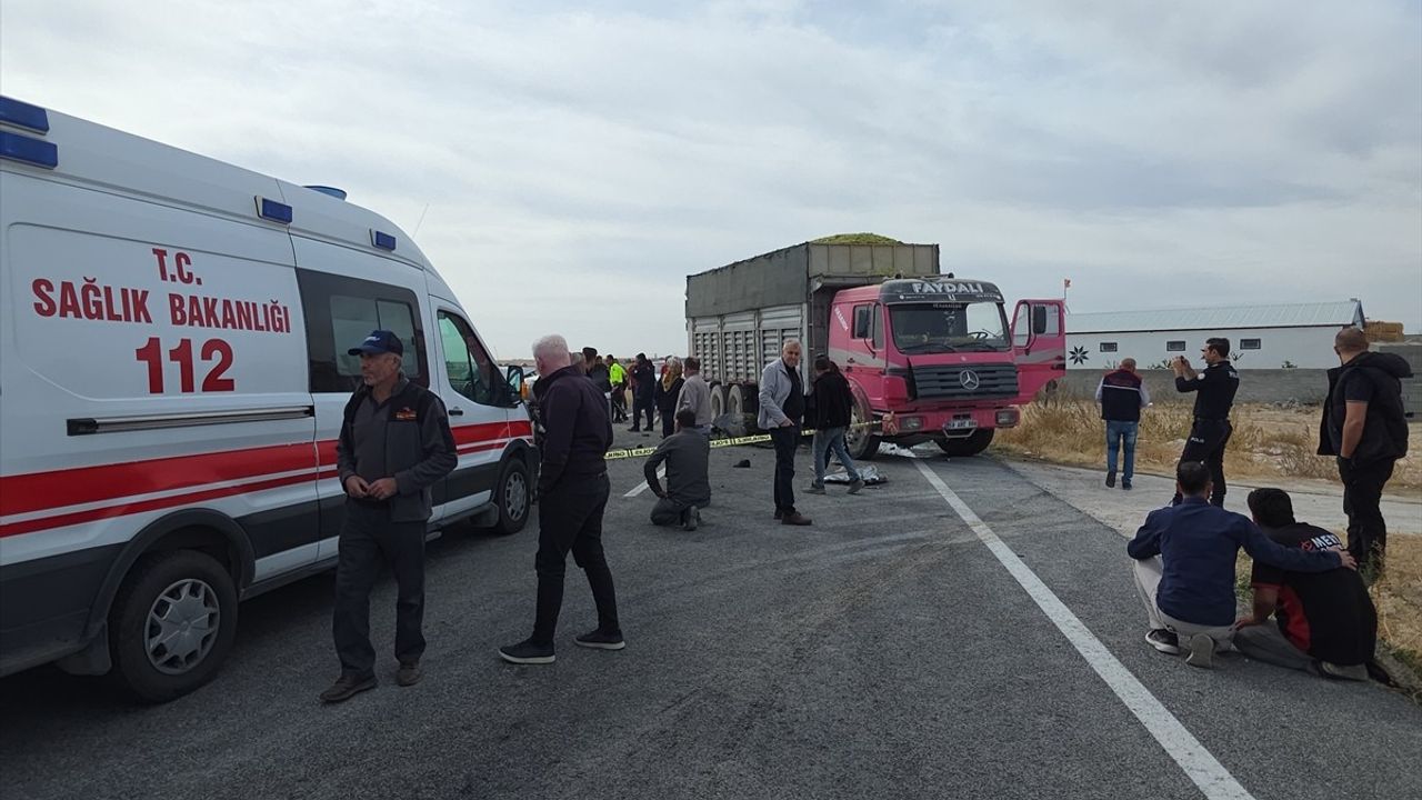 Aksaray'da Feci Trafik Kazası: 3 Kardeş Hayatını Kaybetti