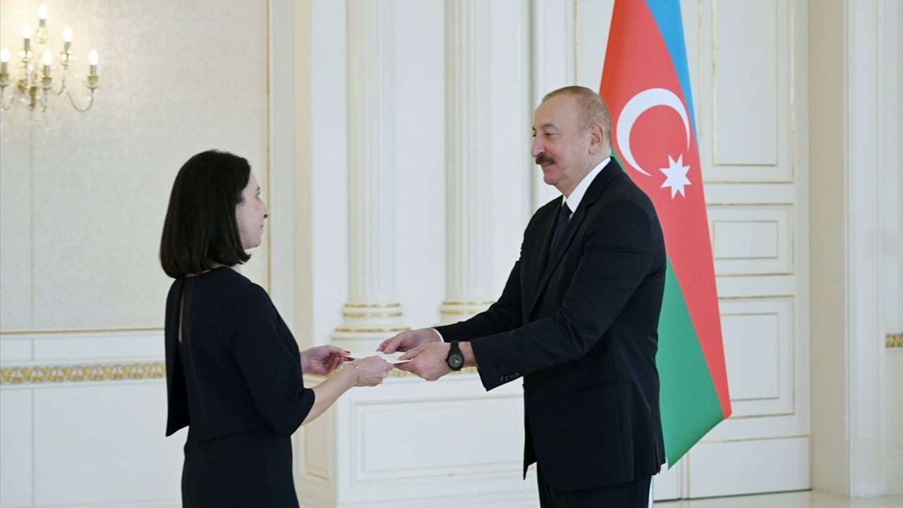 Aliyev: Azerbaycan ve Fransa Arasında Yeni Bir Dönem Başlıyor