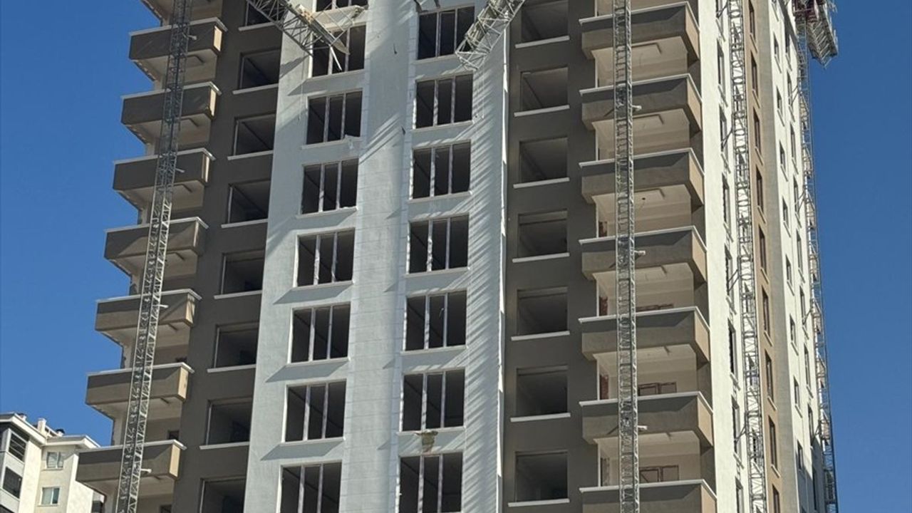 Ankara'da İnşaat Kazası: 2 İşçi Hayatını Kaybetti