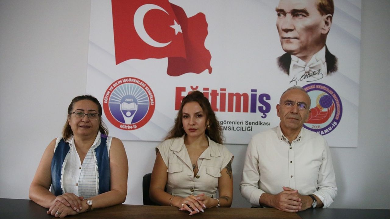 Antalya'da Okulda Öğretmene Saldırı: Veli Tutuklandı