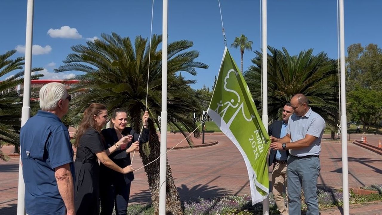 Antalya'nın Atatürk Kültür Parkı'na Yeşil Bayrak Ödülü
