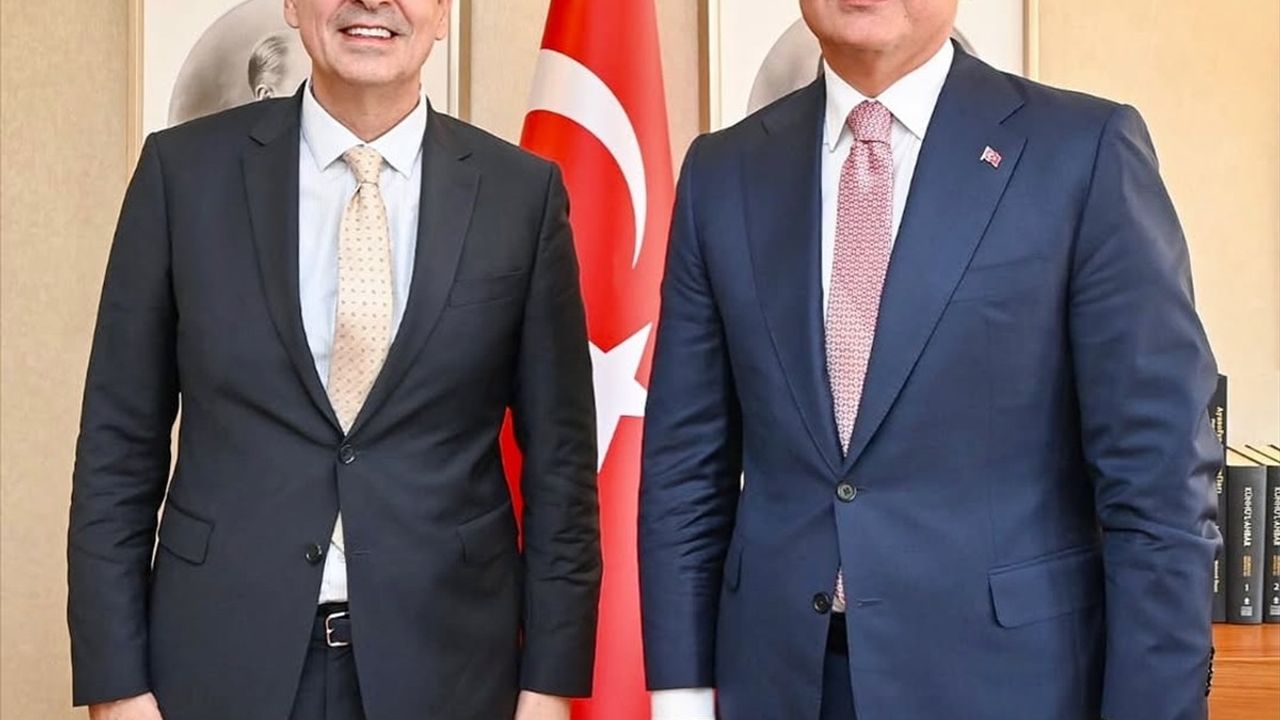 Antalyaspor Başkanı Rıza Perçin, Bakan Ersoy ile Görüştü