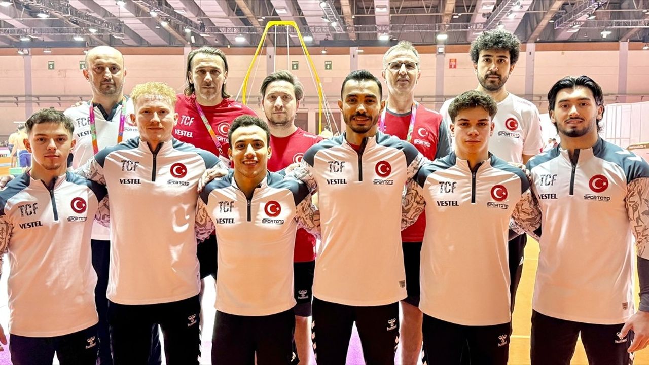 Artistik Cimnastik Milli Takımı Dünya Şampiyonası Öncesi Endonezya'da Antrenman Yaptı