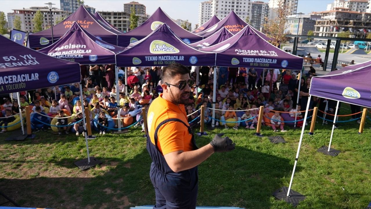 ASELSAN'ın Tekno Macera Tırı Malatya'da Çocuklarla Buluştu
