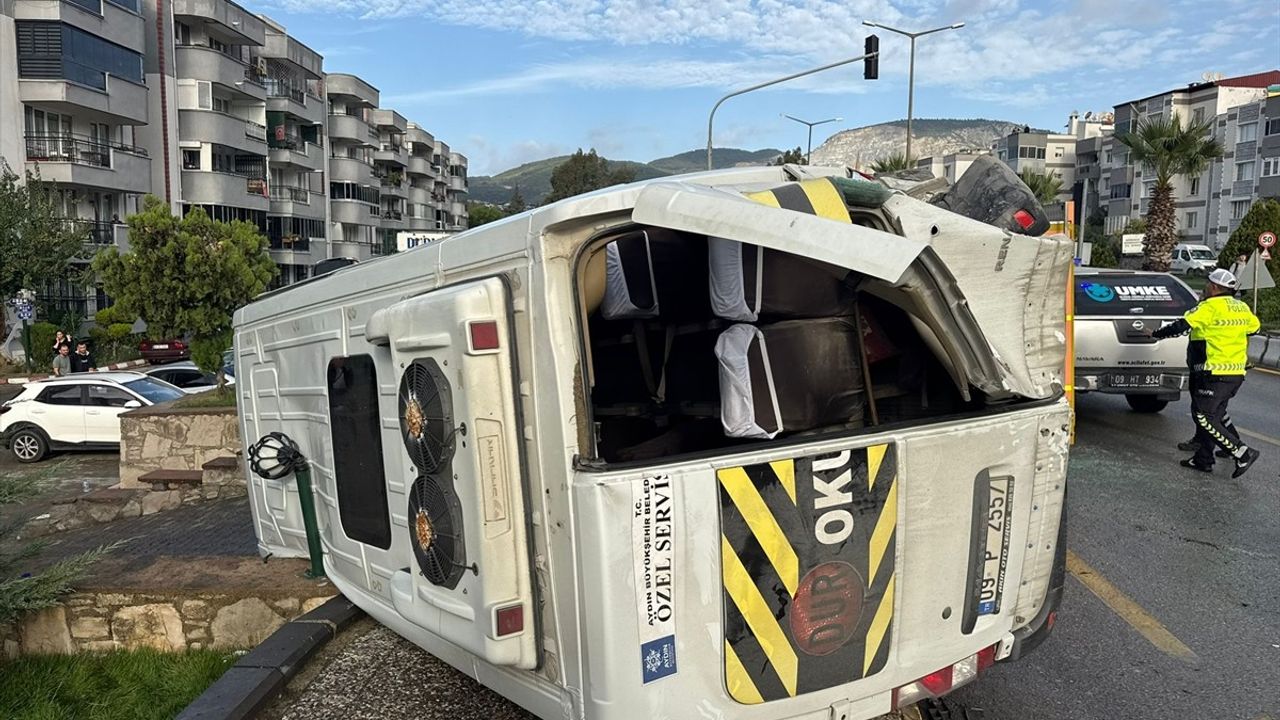 Aydın'da İki Minibüs Çarpıştı: 6 Yaralı