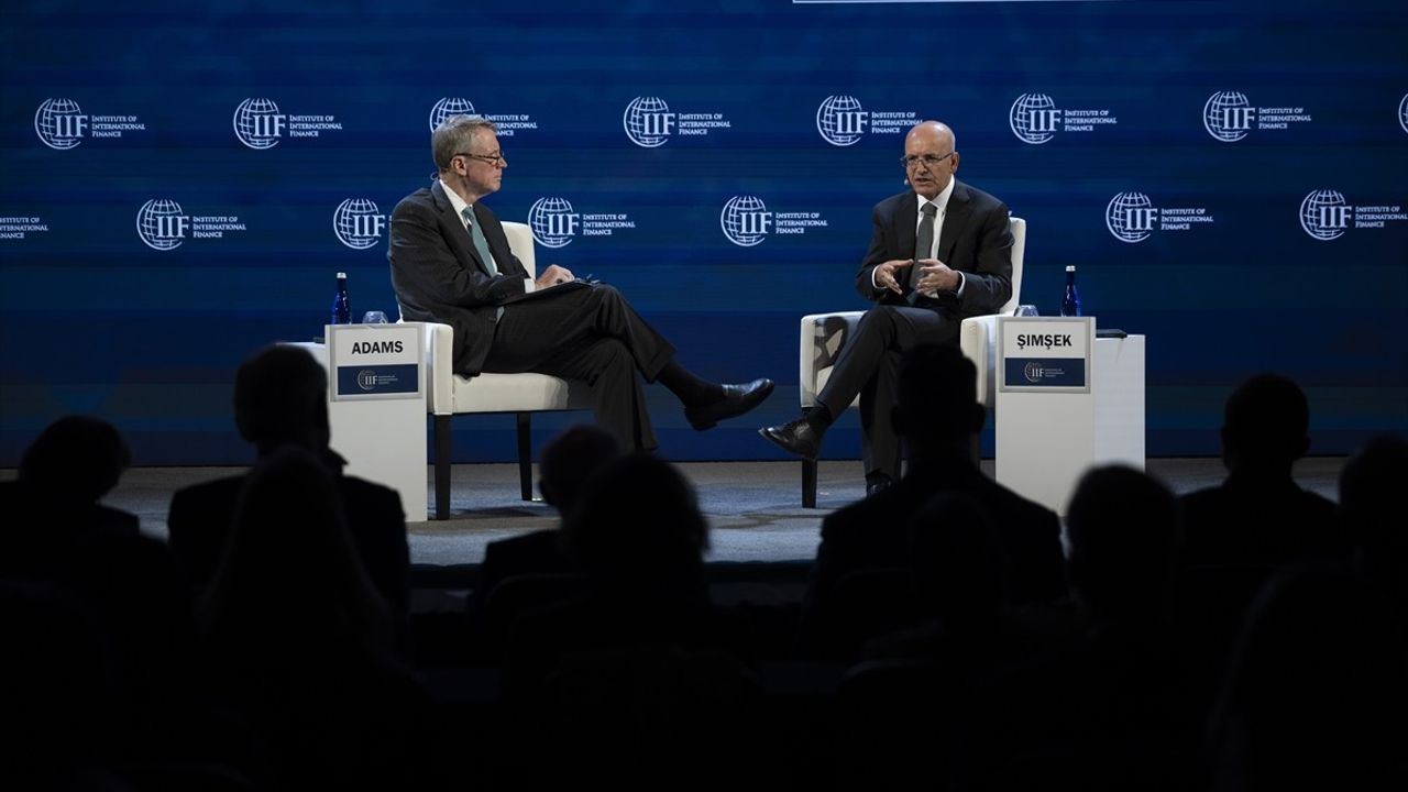 Bakan Şimşek: Dezenflasyon Süreci İlerliyor, Yapısal Reformlar Şart