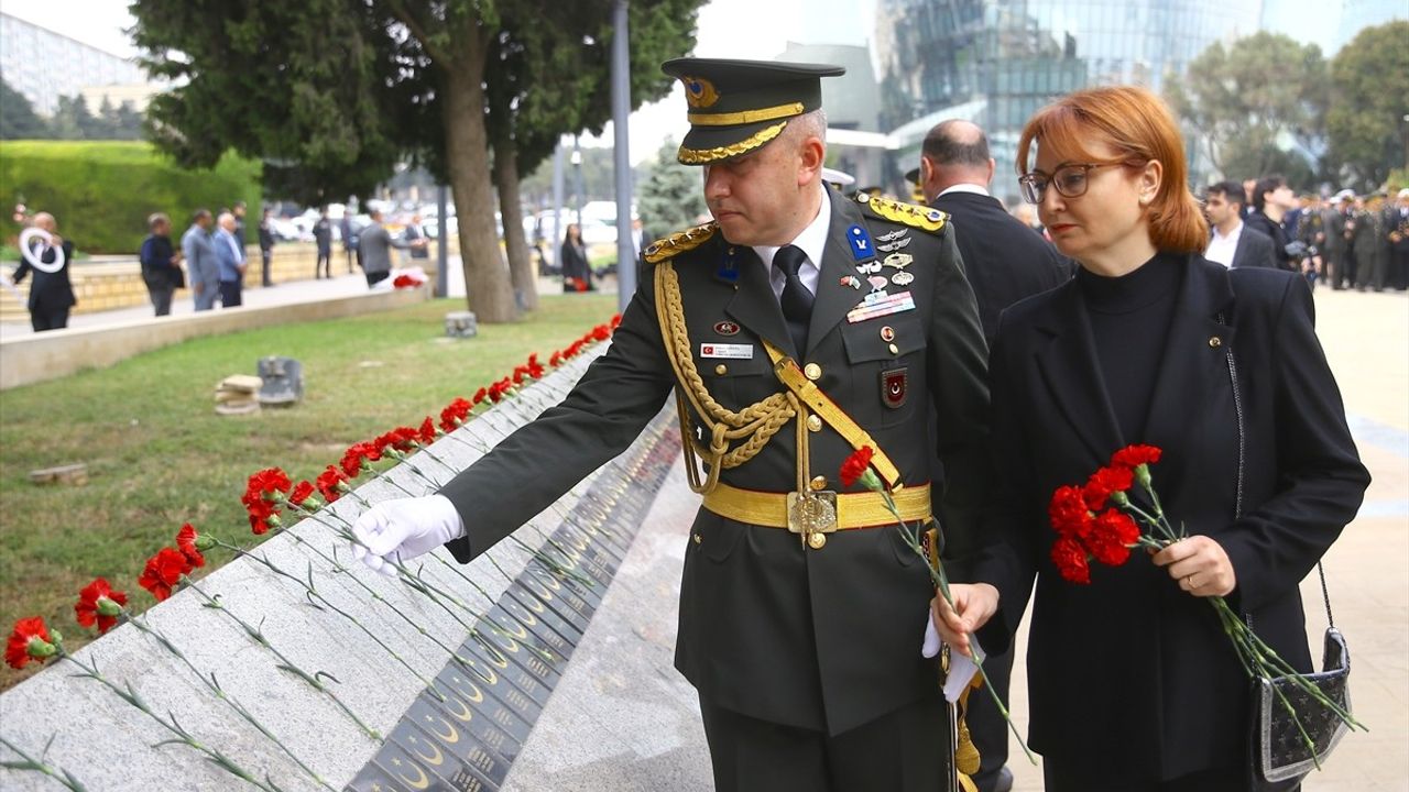 Bakü'de Türkiye Cumhuriyeti'nin 102. Yılı Coşkuyla Kutlandı