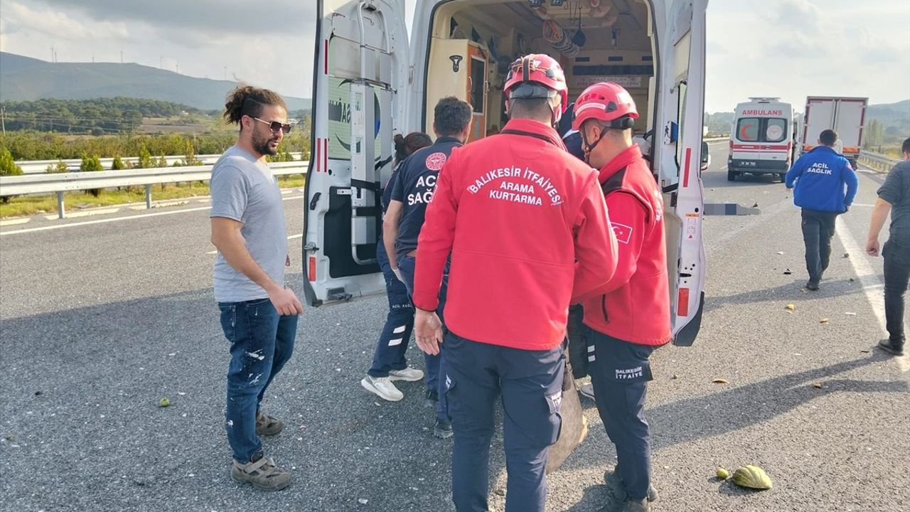Balıkesir'de Kamyonet Kazası: 1 Ölü, 1 Yaralı