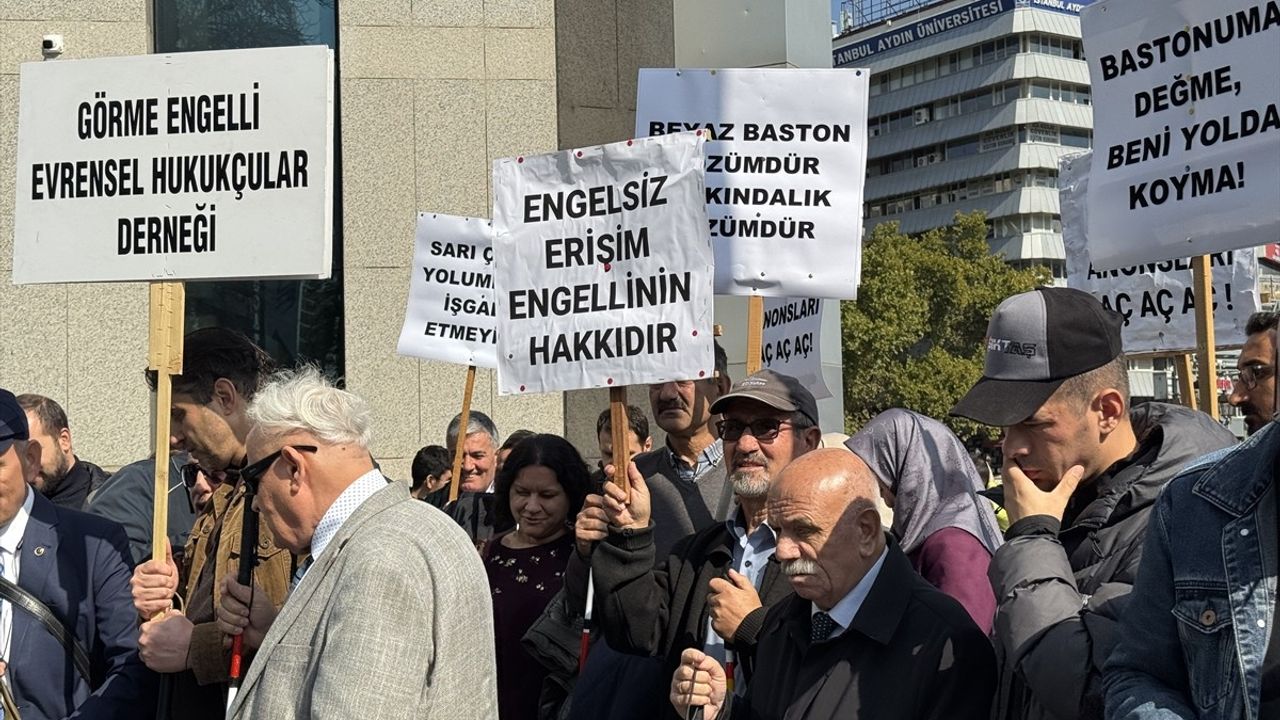 Başkentte Beyaz Baston Farkındalık Yürüyüşü Gerçekleşti
