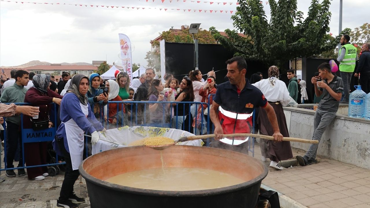 Batman'da Dördüncü Gercüş Bağ Bozumu ve Gastronomi Festivali