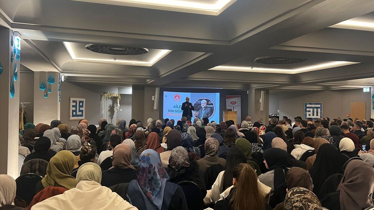 Berlin'de Aile Konferansı: Aile, Son Sığınak