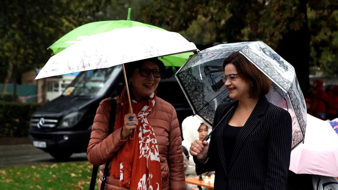 Bişkek'te Dünya Yaşlılar Günü Kutlaması