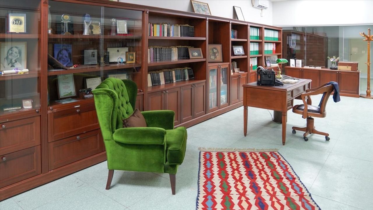 Boğaziçi Üniversitesi'nden Adalet Ağaoğlu'na Özel Külliyat Projesi