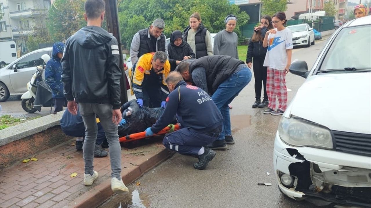 Bursa'da Motosikletli Kaza: Sürücü Ağır Yaralandı