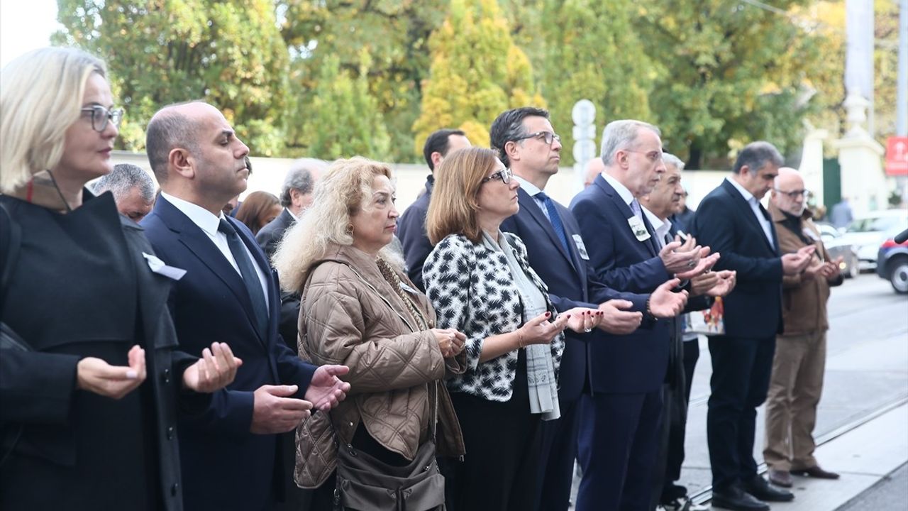 Büyükelçi Tunalıgil'in Anması ve Viyana'daki Terör Saldırıları