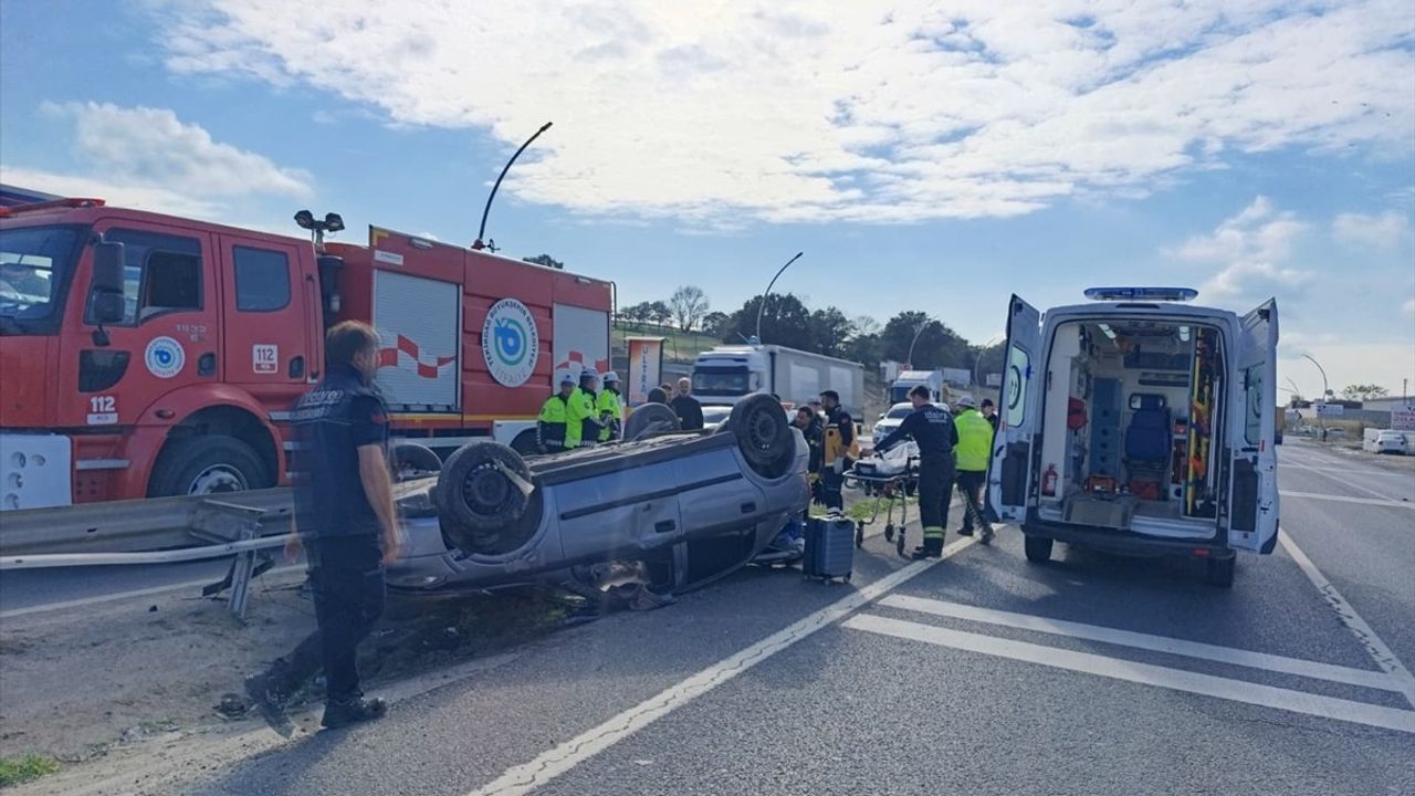 Çerkezköy'de Otomobil Kazası: Sürücü Yaralandı