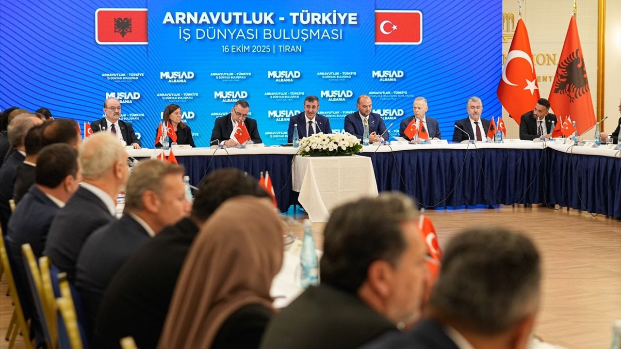 Cevdet Yılmaz'ın Arnavutluk Ziyareti ve İş Dünyası Buluşması