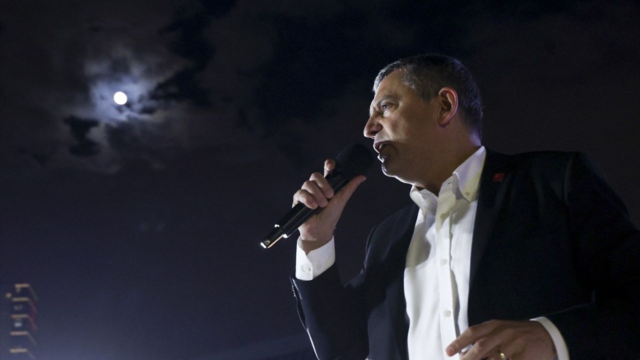 CHP Genel Başkanı Özgür Özel'den Şişli'de Önemli Açıklamalar