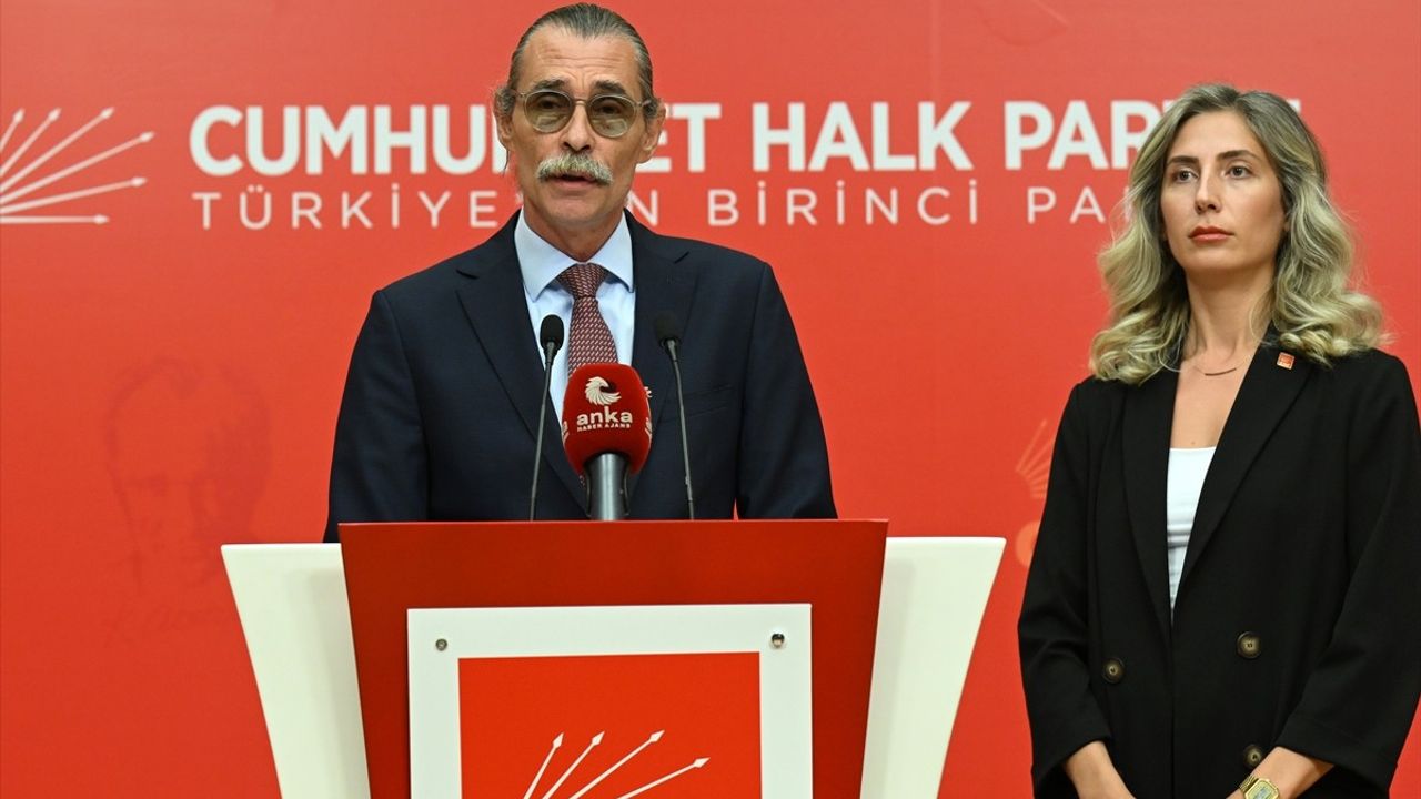 CHP'li Atalar: Devlet Tiyatroları'nın Özerkliği Zedelendi