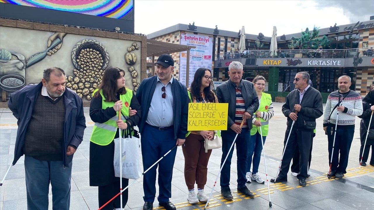 Çorum'da Beyaz Baston Farkındalığı İçin Yürüyüş Düzenlendi